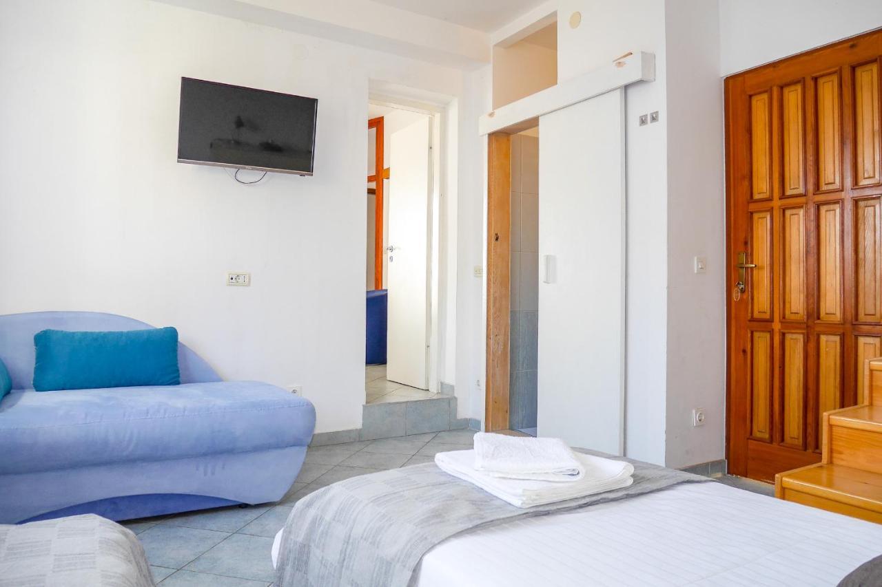 Apartments Beach Дуги Рат Екстериор снимка