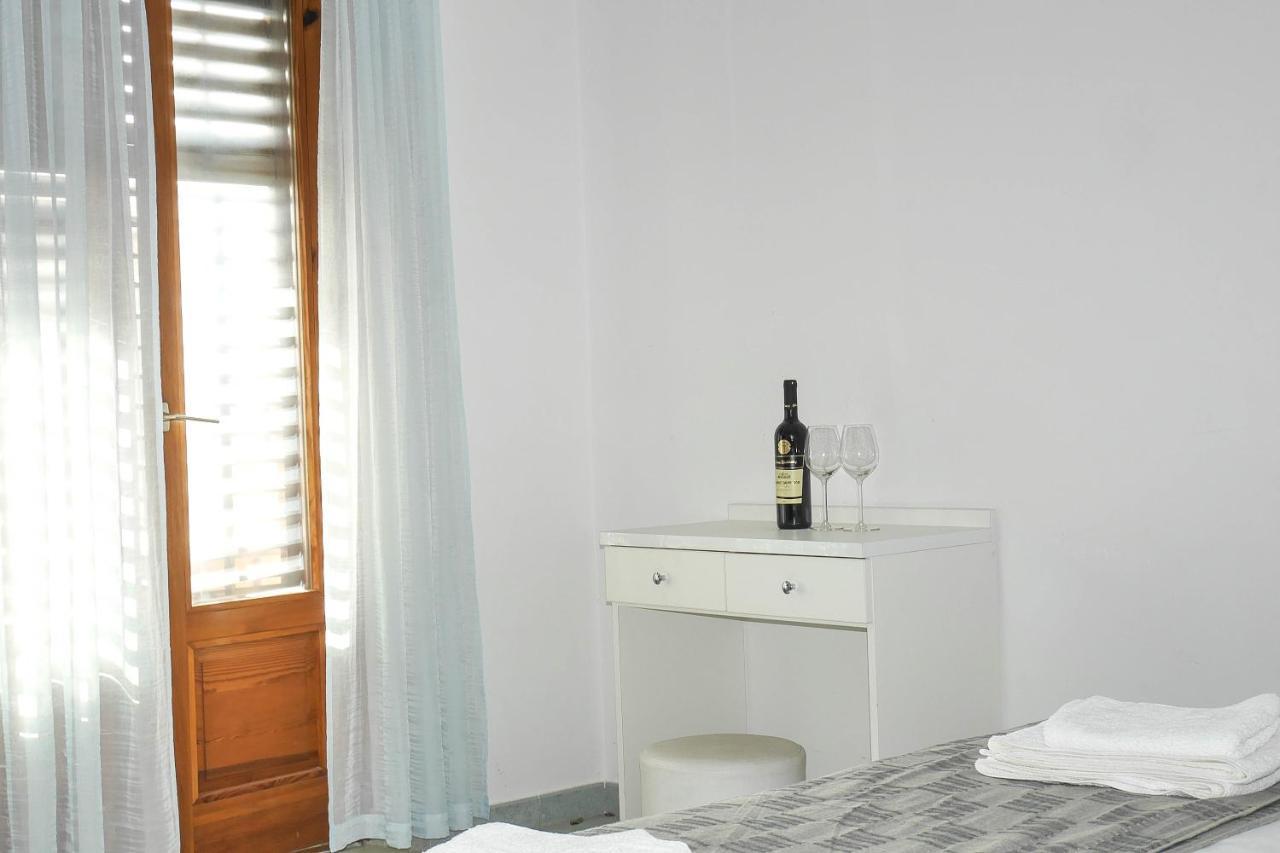 Apartments Beach Дуги Рат Екстериор снимка
