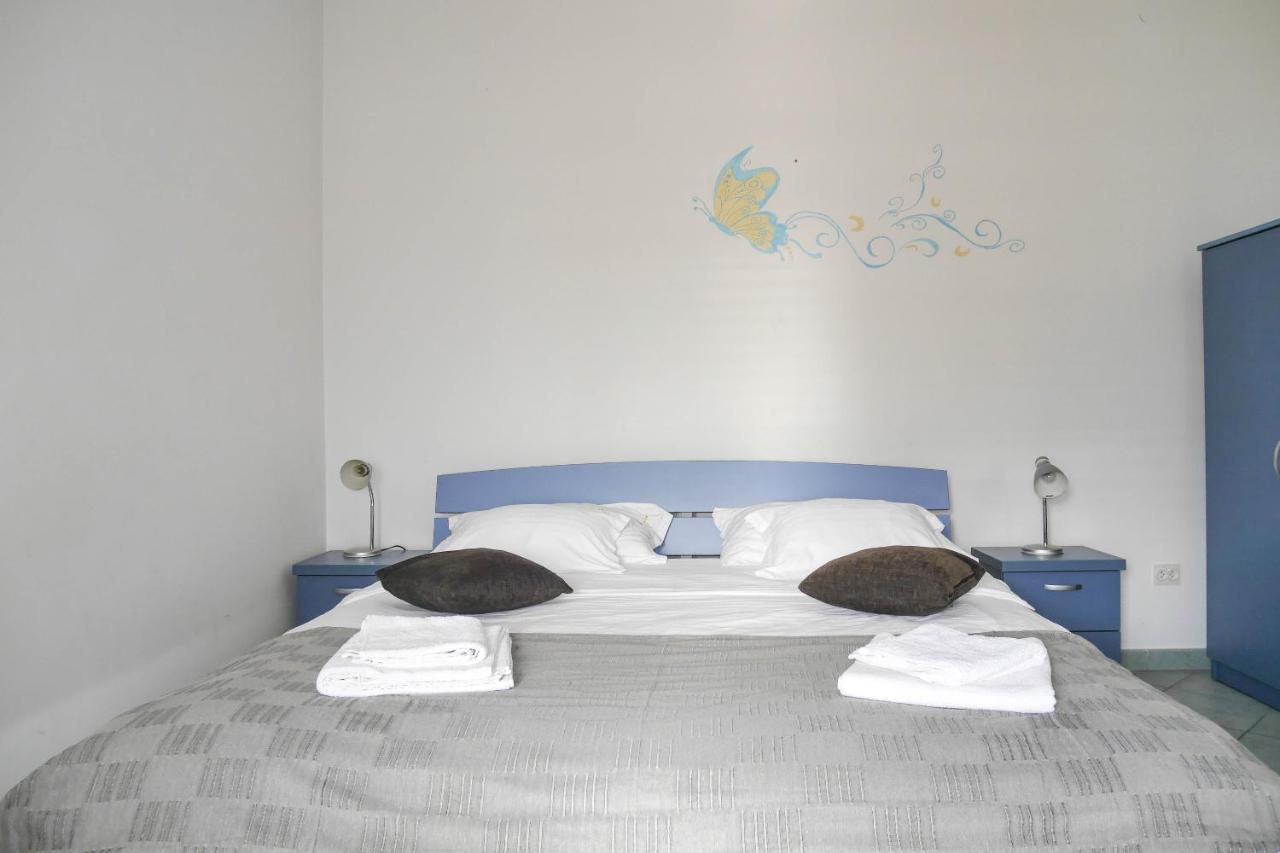 Apartments Beach Дуги Рат Екстериор снимка